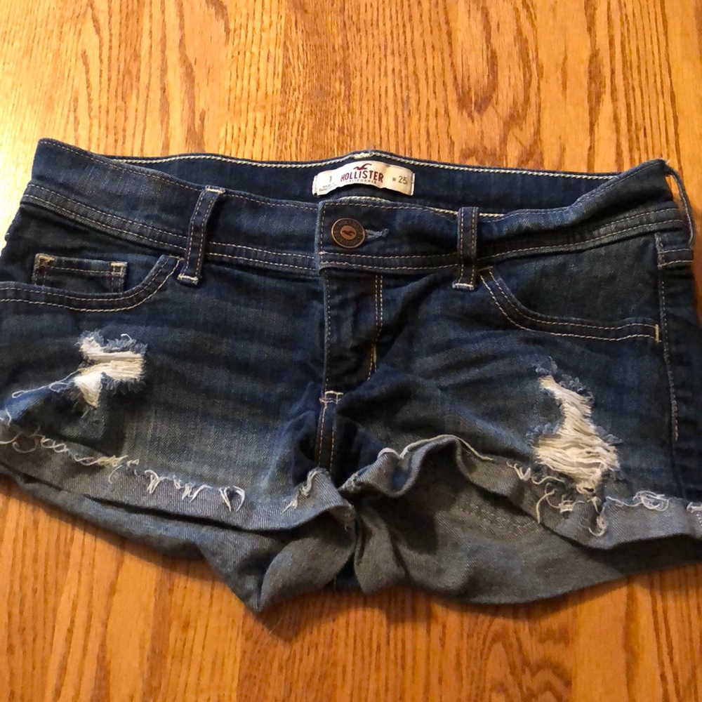 Hollister medium wash jean shorts